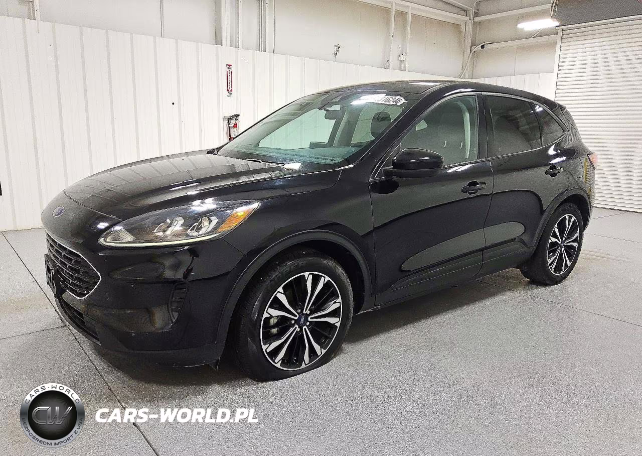2022 Ford Escape Se
