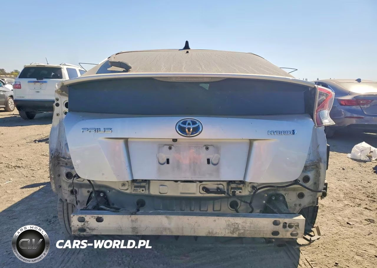 2016 Toyota Prius Four Touring VIN:JTDKARFU6G3504730 - 6