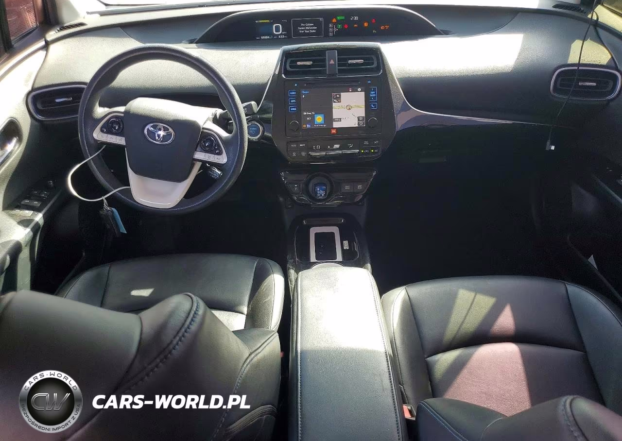 2016 Toyota Prius Four Touring VIN:JTDKARFU6G3504730 - 8