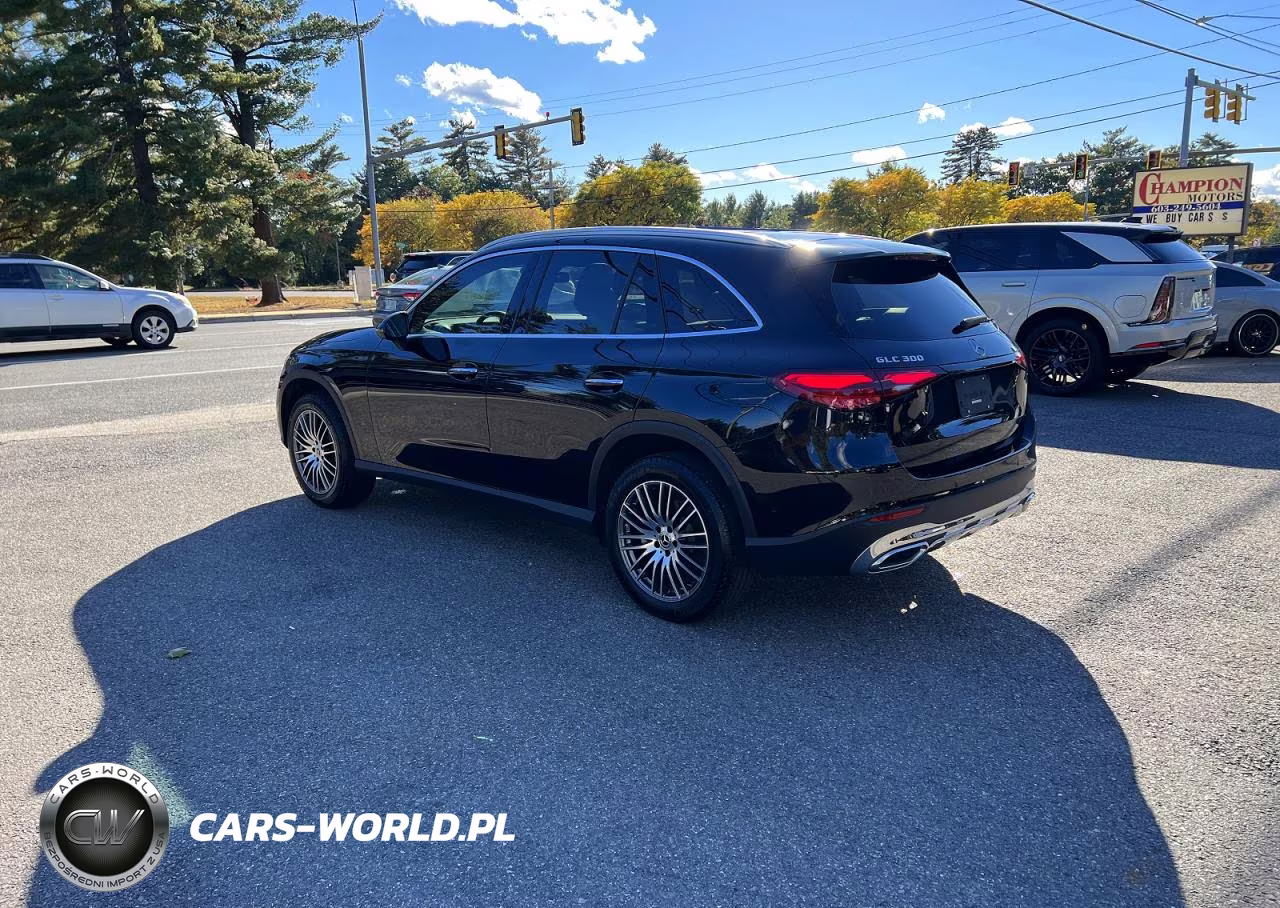 2024 Mercedes-Benz Glc 300 VIN:W1NKM4GB5RF198735 - 3