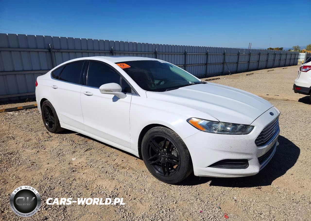 2013 Ford Fusion Se VIN:3FA6P0HR8DR350965 - 4