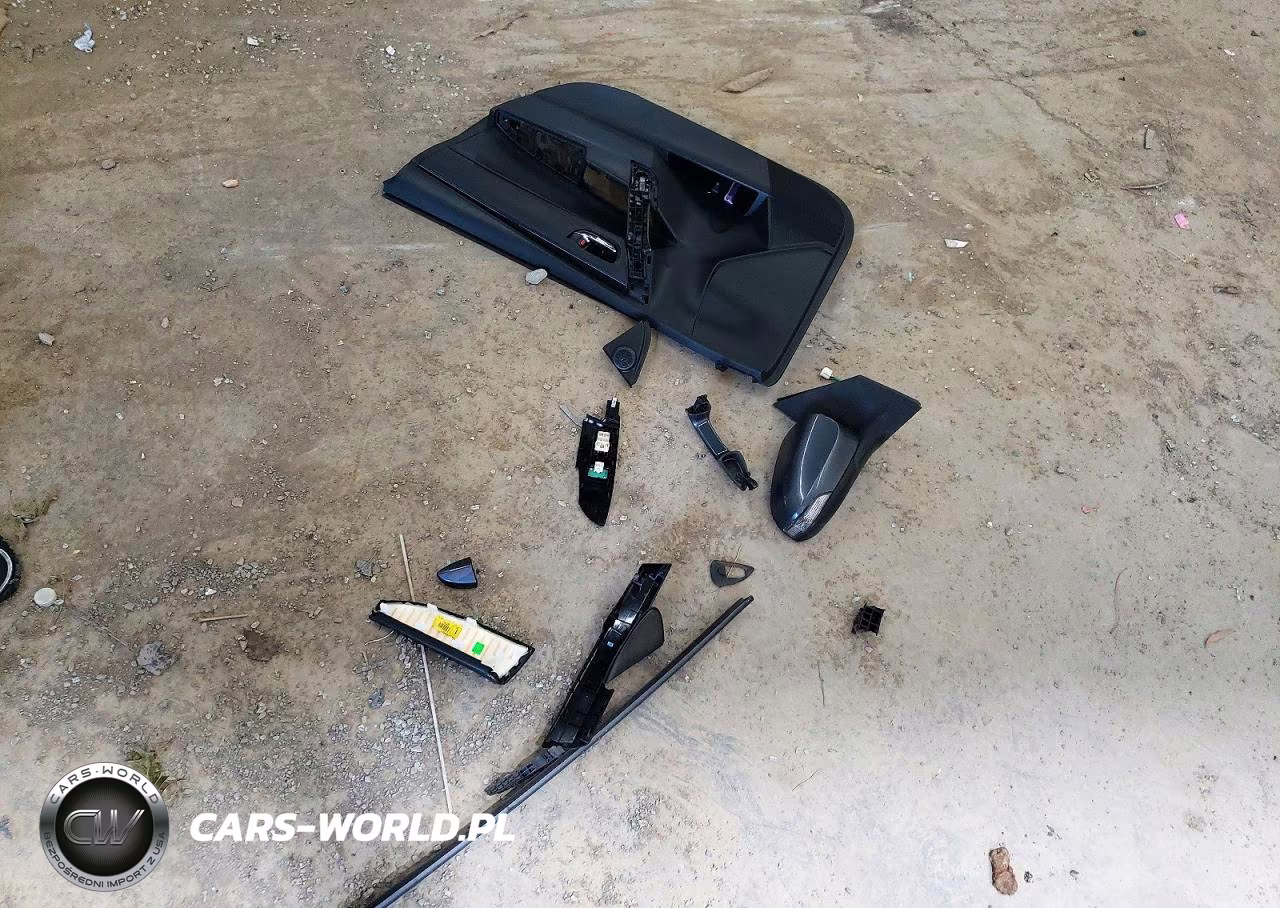 2018 Toyota Corolla Se VIN:2T1BURHE3JC045104 - 12
