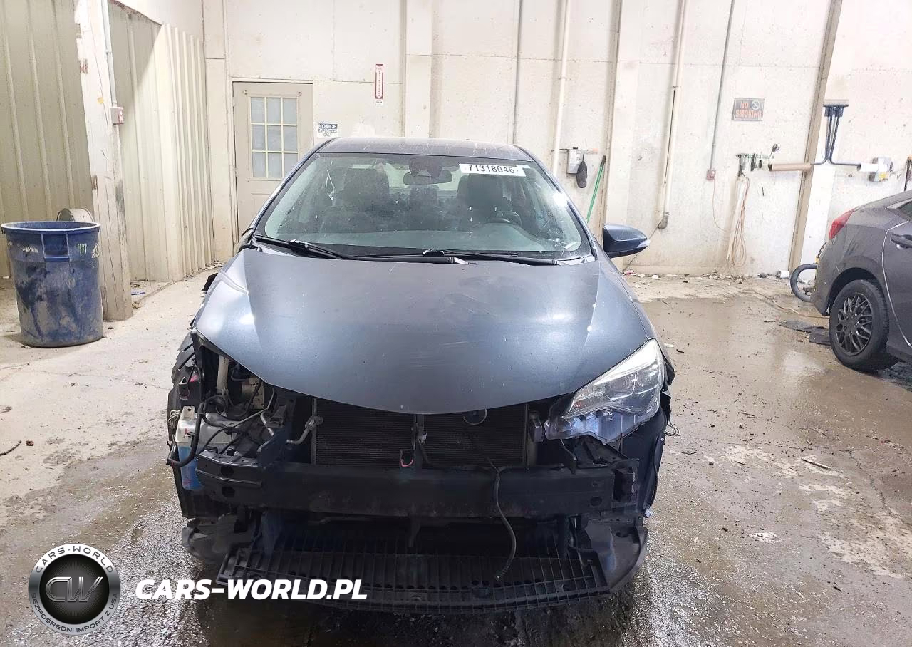 2018 Toyota Corolla Se VIN:2T1BURHE3JC045104 - 5