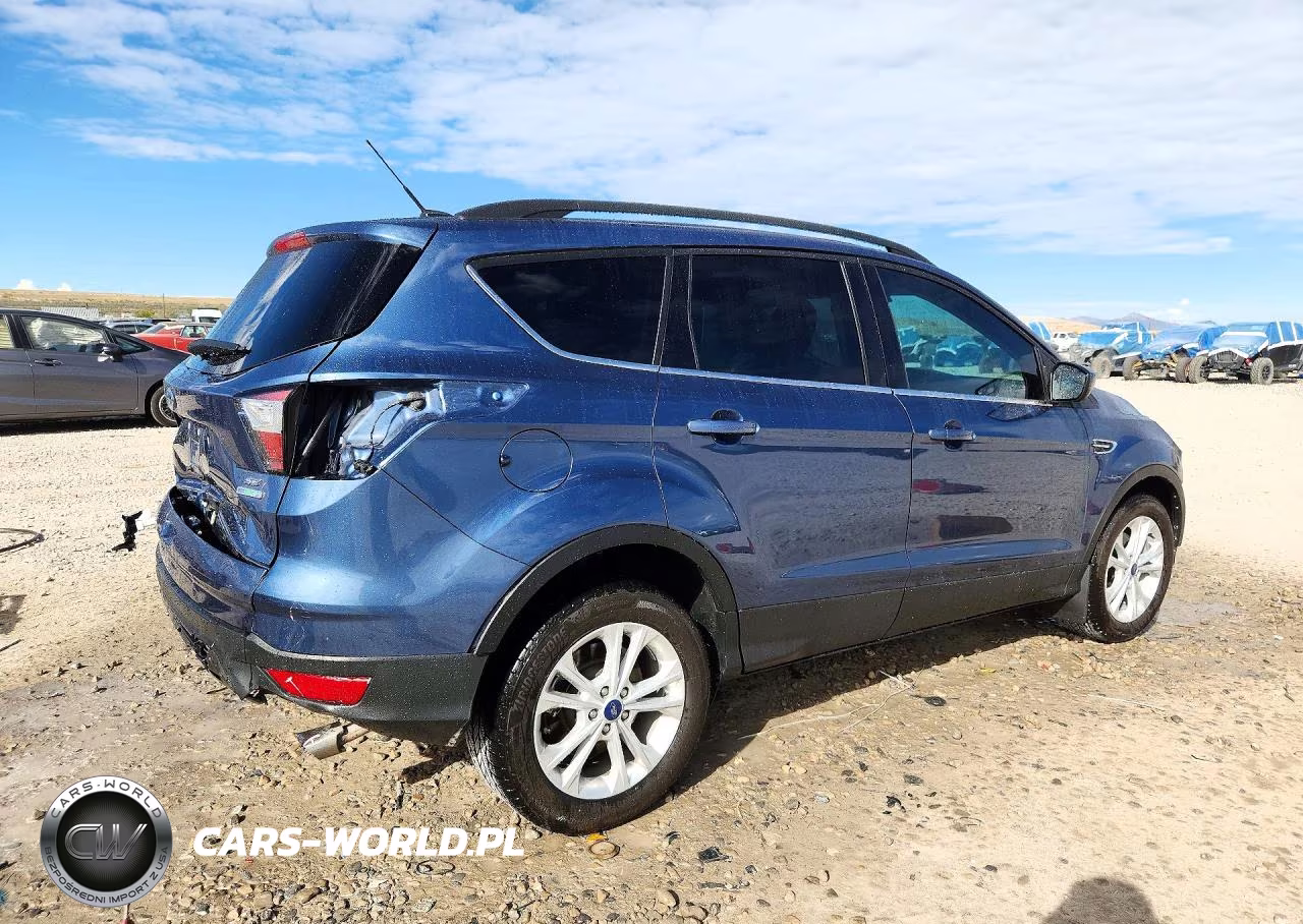 2018 Ford Escape Se VIN:1FMCU0GD0JUB44311 - 3