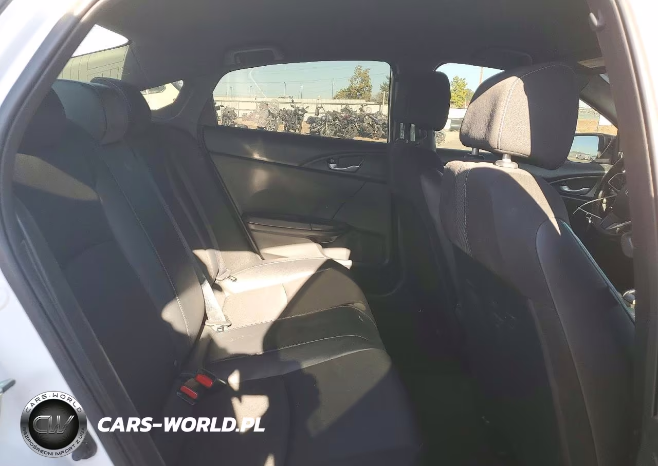 2020 Honda Civic Sport VIN:19XFC2F82LE205437 - 10