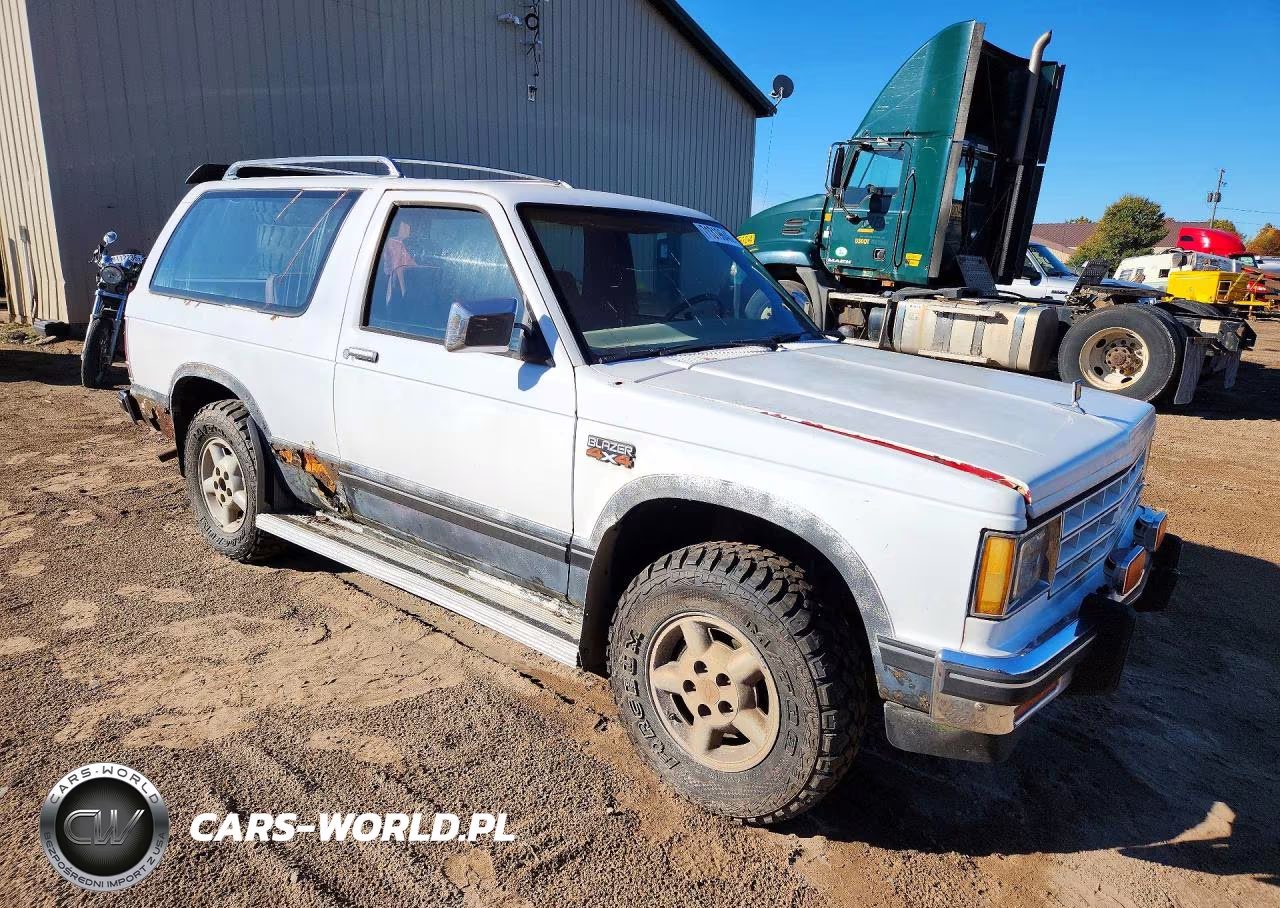 1984 Chevrolet Blazer S10 VIN:1G8CT18B1E0144125 - 4