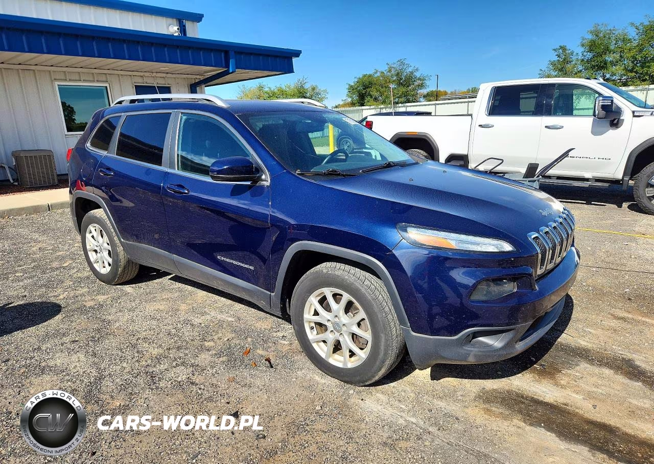 2014 Jeep Cherokee Latitude VIN:1C4PJMCS7EW121614 - 4