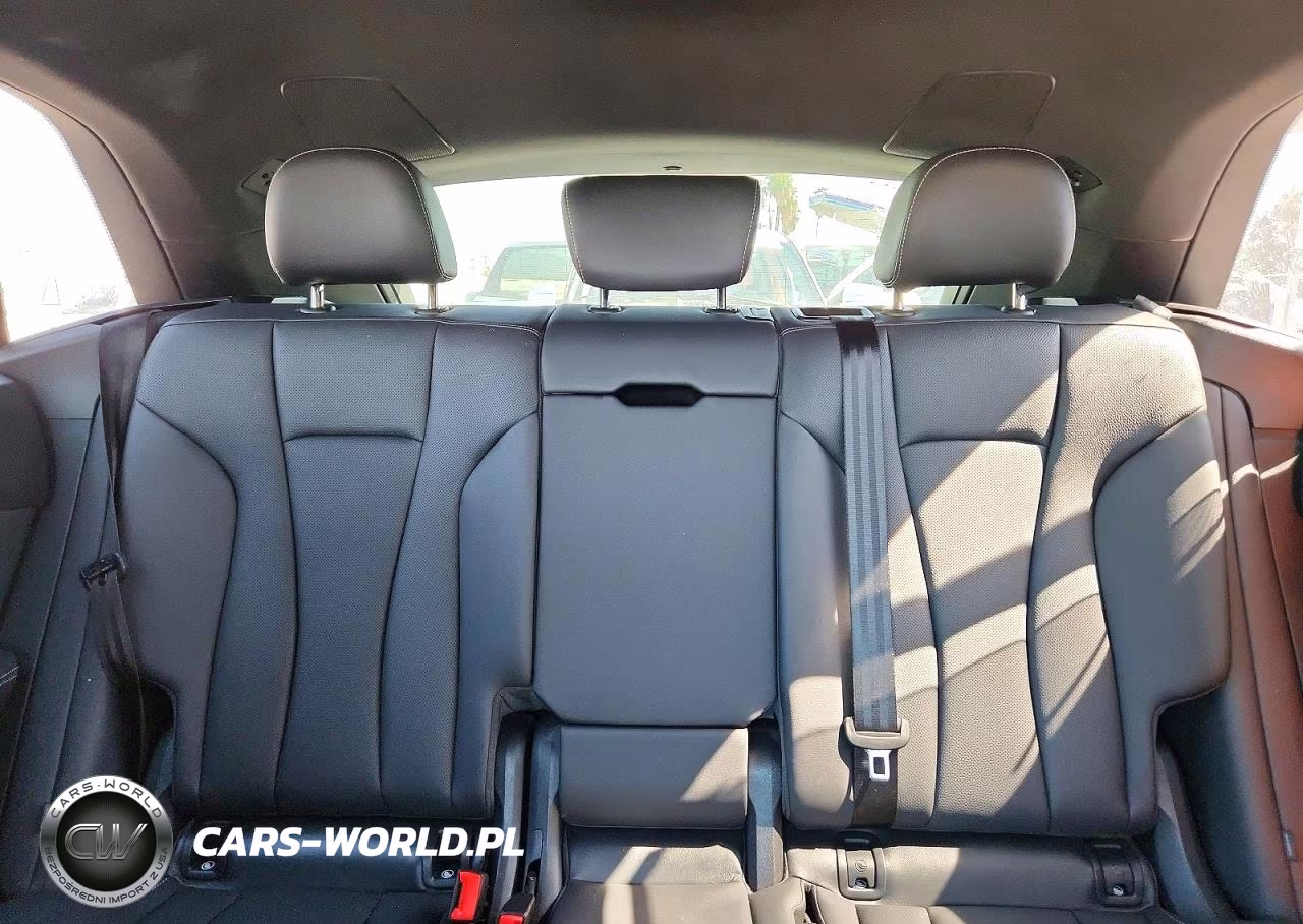 2025 Audi Q8 Premium Plus S-Line VIN:WA1EVBF14SD031907 - 10