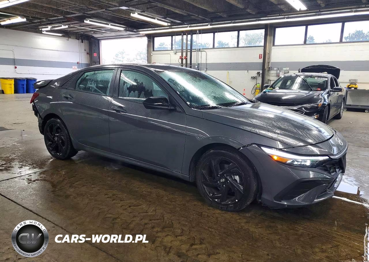 2026 Hyundai Elantra Sel Sport VIN:KMHLM4DGXTU250404 - 4