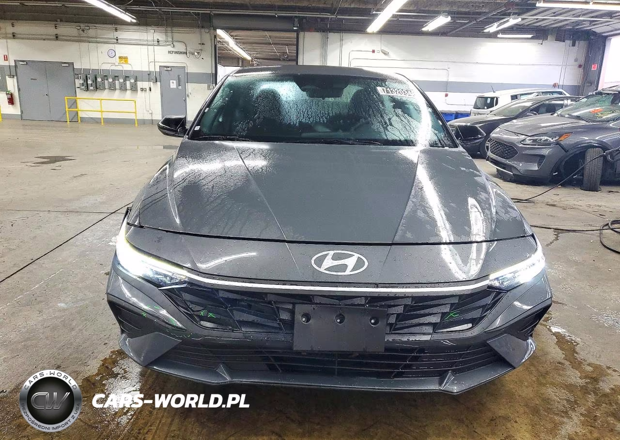 2026 Hyundai Elantra Sel Sport VIN:KMHLM4DGXTU250404 - 5