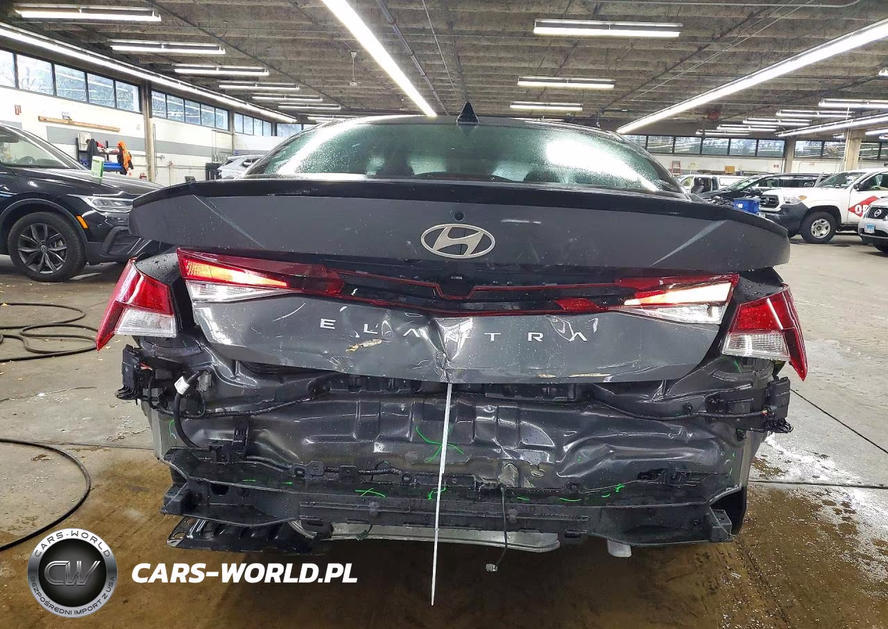 2026 Hyundai Elantra Sel Sport VIN:KMHLM4DGXTU250404 - 6