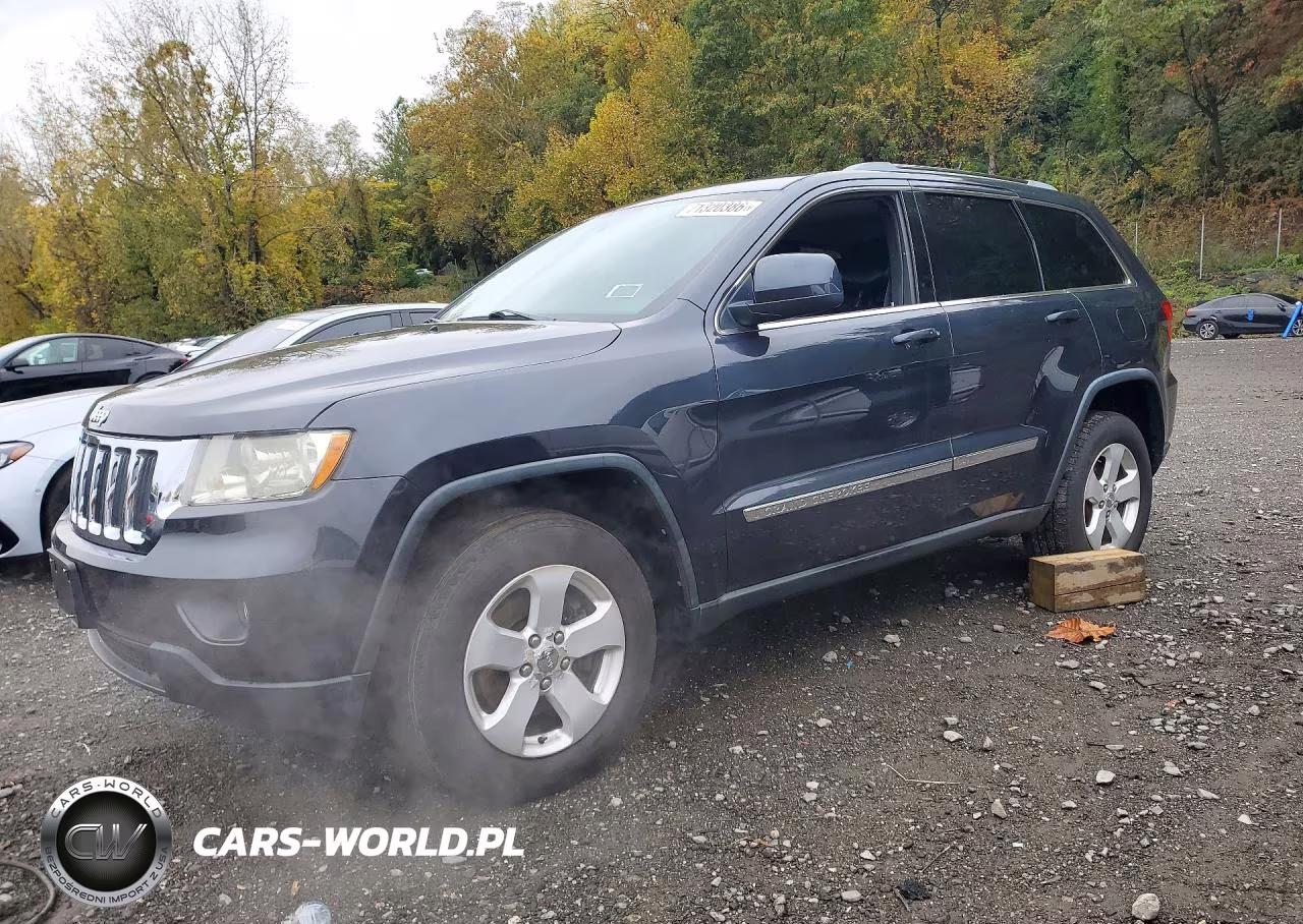 2013 Jeep Grand Cherokee Laredo – zdjęcie 1 z 13