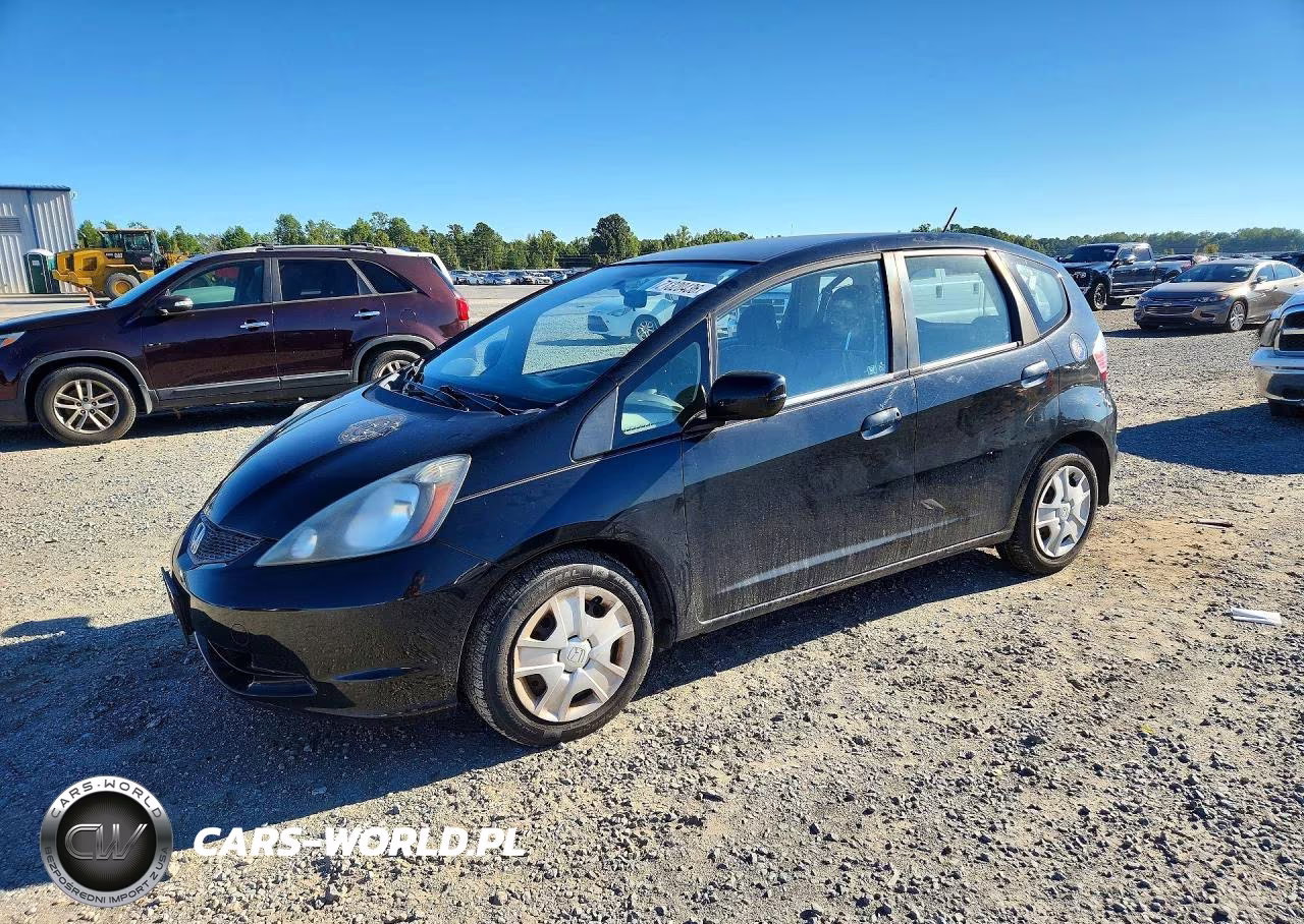 2013 Honda Fit VIN:JHMGE8H31DC074415 - 1