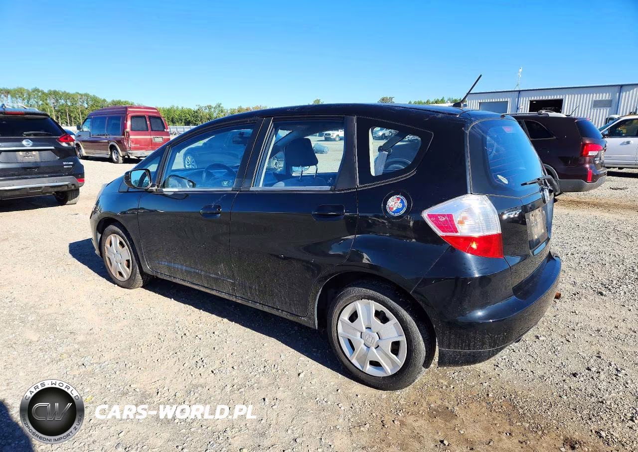 2013 Honda Fit VIN:JHMGE8H31DC074415 - 2