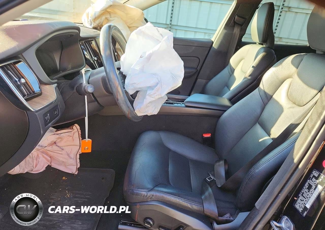 2021 Volvo Xc60 T5 Momentum VIN:YV4102RK6M1682514 - 7