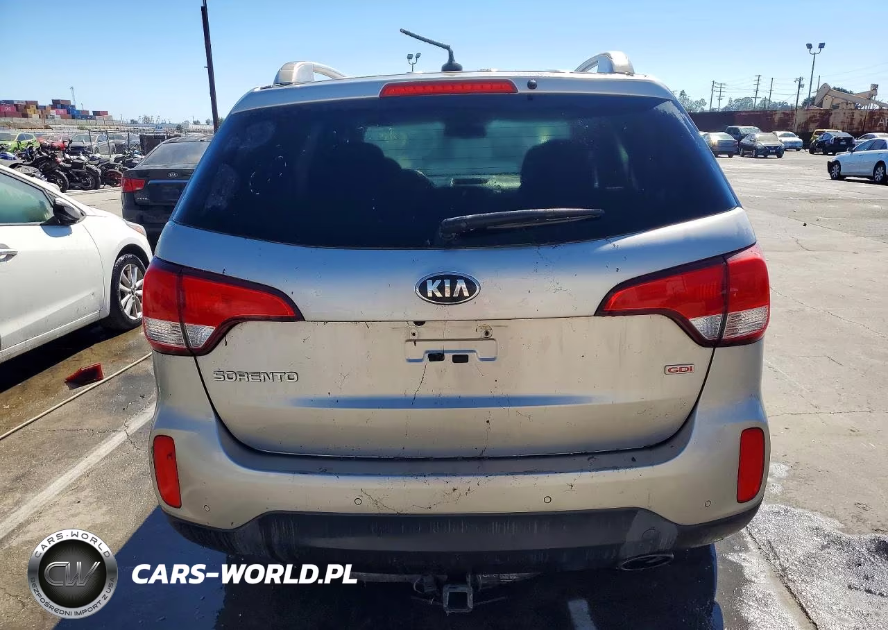 2015 Kia Sorento Lx VIN:5XYKT4A67FG592543 - 6