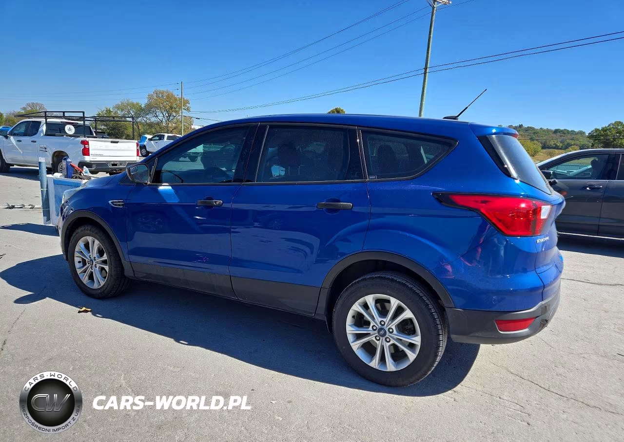 2019 Ford Escape S VIN:1FMCU0F76KUB46819 - 2
