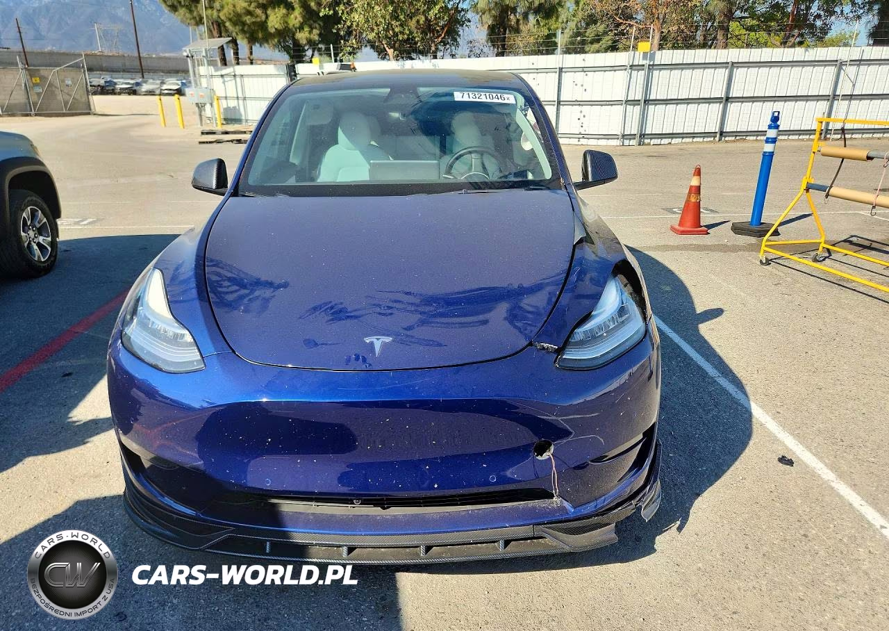 2022 Tesla Model Y VIN:7SAYGDEE2NF439190 - 5