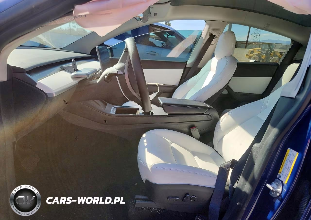 2022 Tesla Model Y VIN:7SAYGDEE2NF439190 - 7