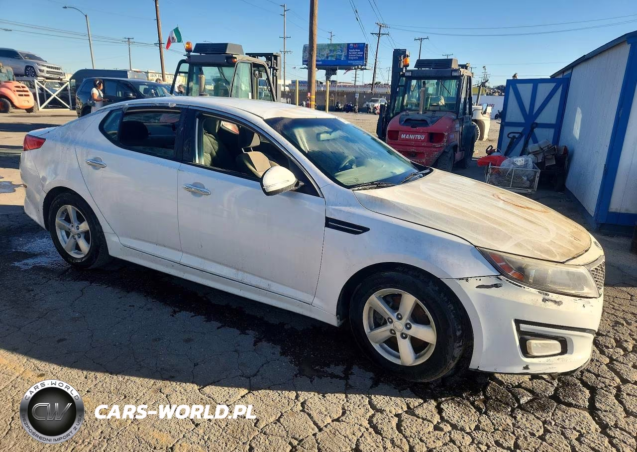 2015 Kia Optima Lx VIN:KNAGM4A78F5577325 - 4