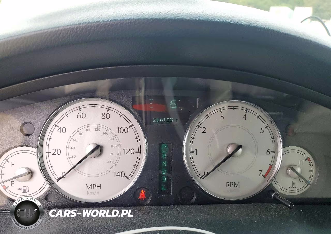2005 Chrysler 300 Touring VIN:2C3JA53G45H502766 - 9