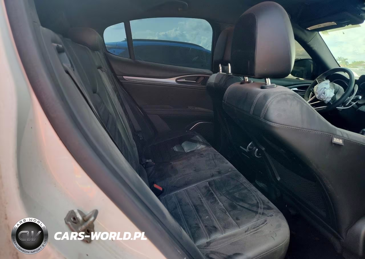 2019 Alfa Romeo Stelvio Ti VIN:ZASPAKBN3K7C44839 - 10