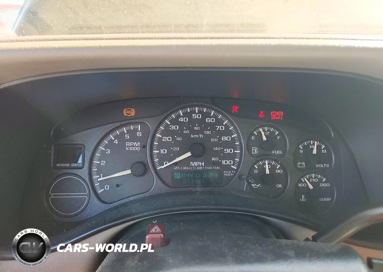 2002 Chevrolet Tahoe C1500 VIN:1GNEC13V92R324709 - 9