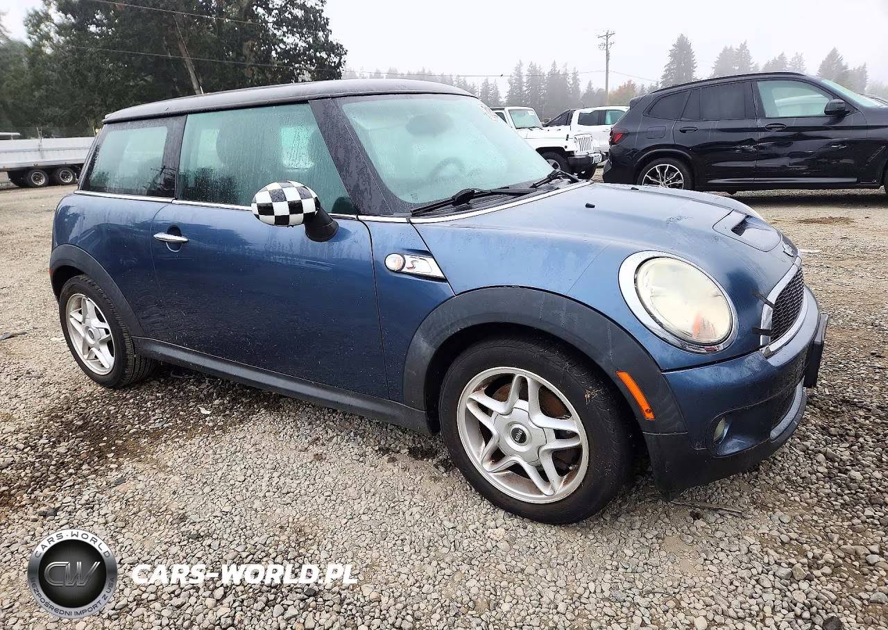 2010 Mini Cooper S VIN:WMWMF7C51ATZ70503 - 4