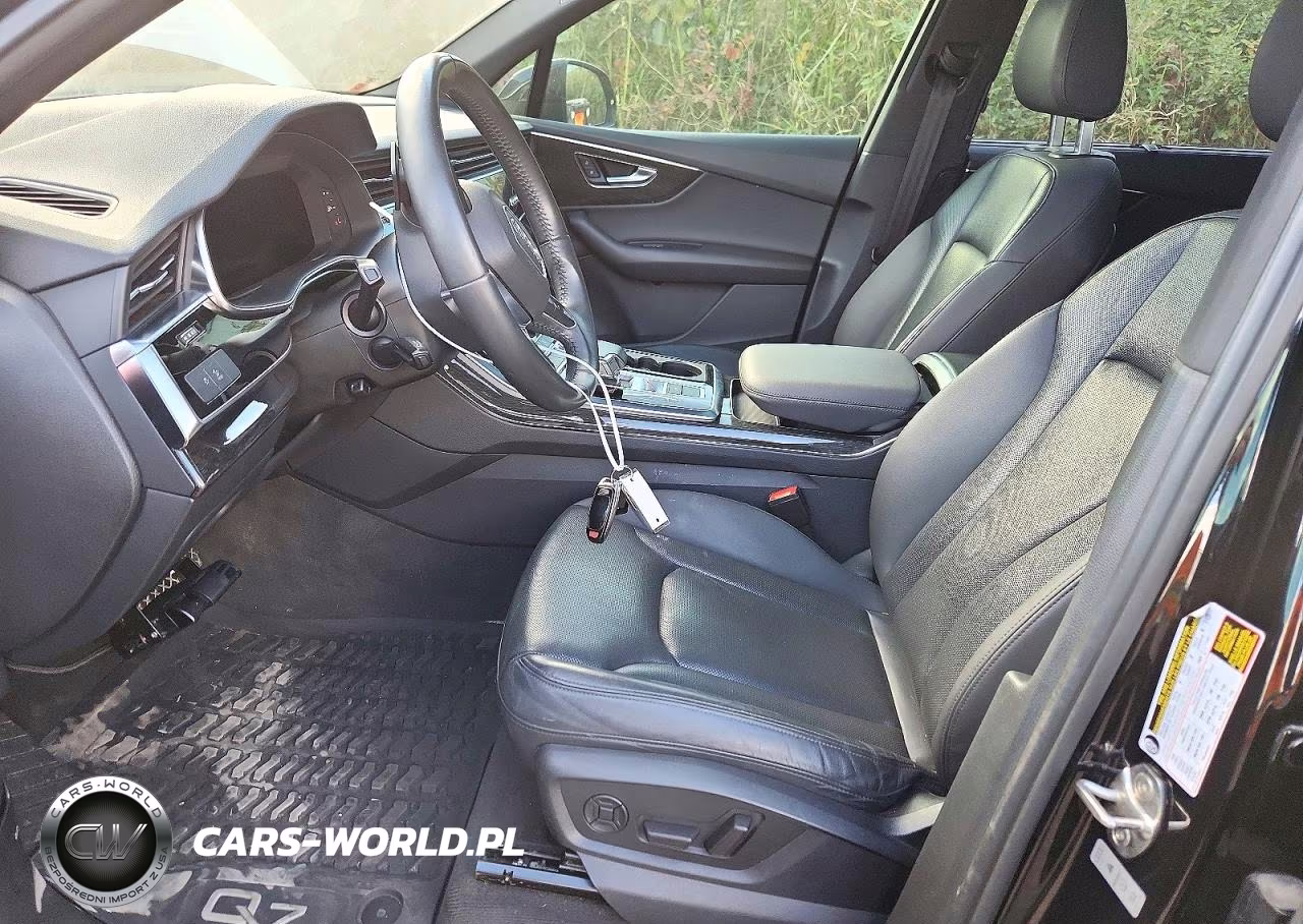 2020 Audi Q7 Prestige S-Line VIN:WA1LXAF76LD009764 - 7