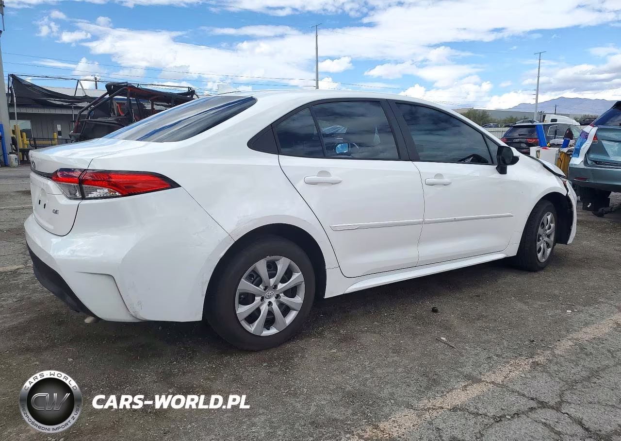 2025 Toyota Corolla Le VIN:5YFB4MDE7SP251603 - 3