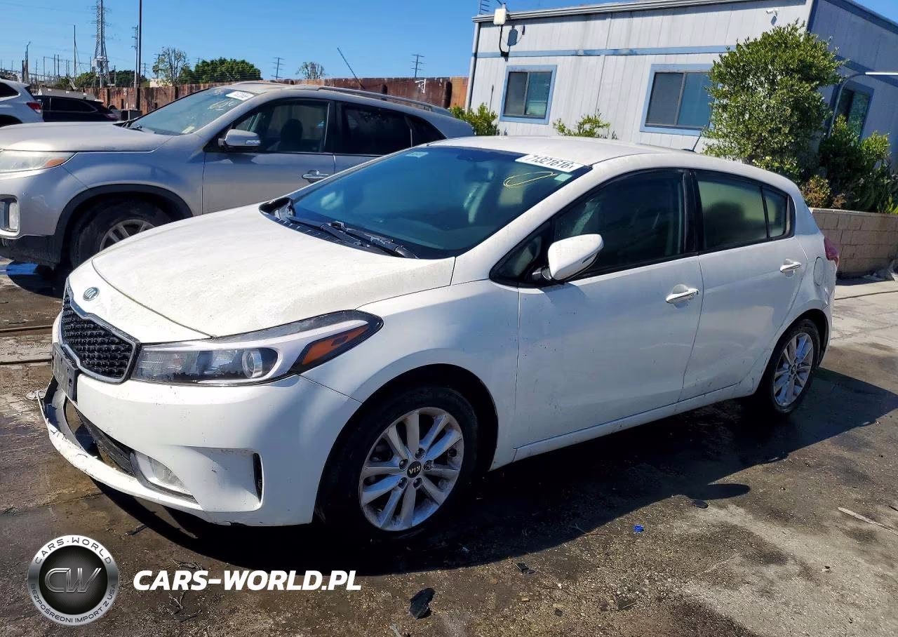 2017 Kia Forte5 Lx