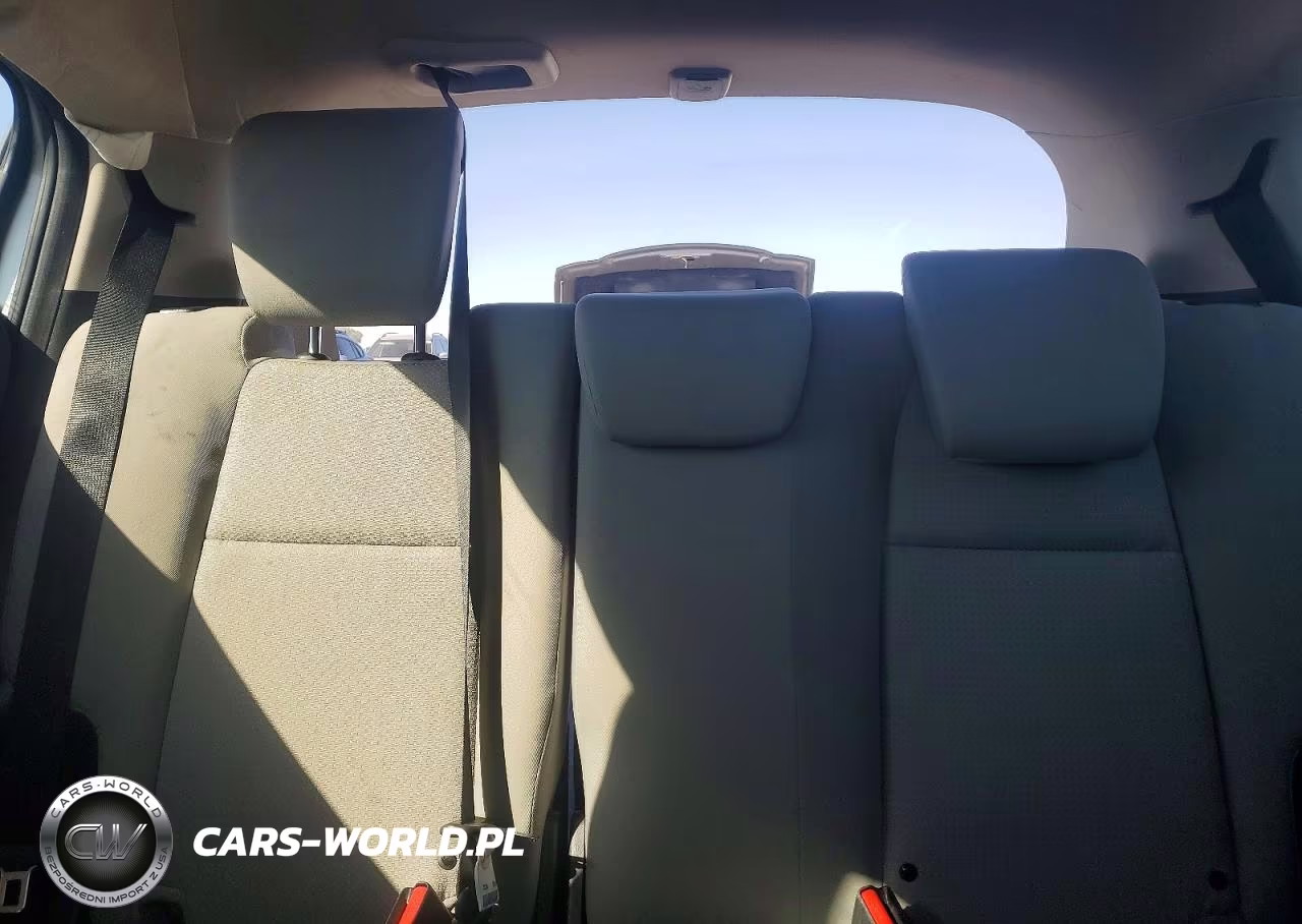 2019 Honda Hr-V Lx VIN:3CZRU6H3XKG734585 - 10