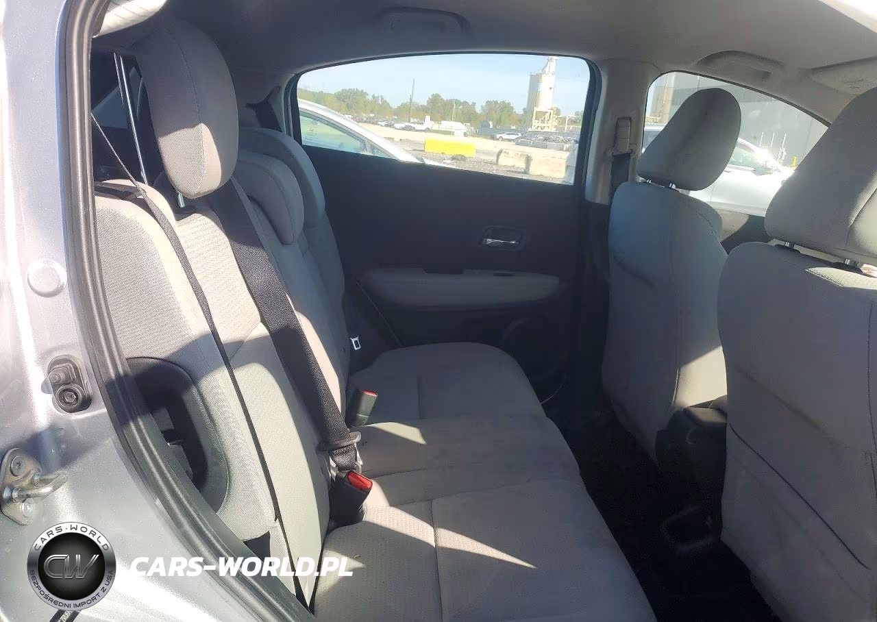 2019 Honda Hr-V Lx VIN:3CZRU6H3XKG734585 - 11