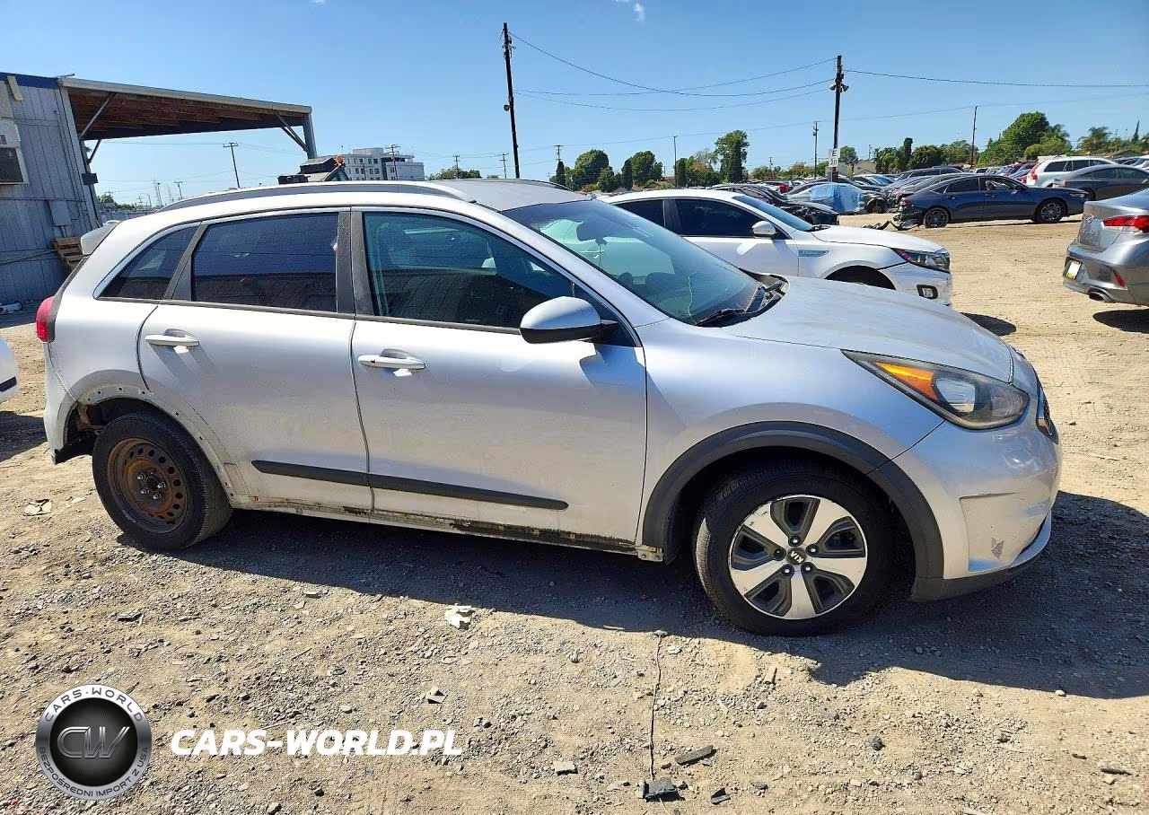 2019 Kia Niro Lx VIN:KNDCB3LC2K5322692 - 4