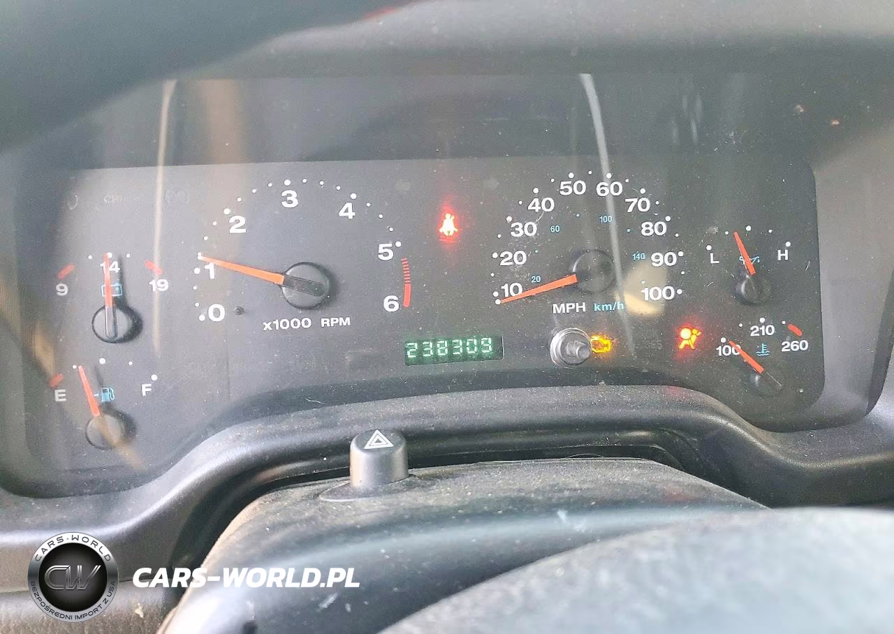 2005 Jeep Wrangler X VIN:1J4FA39S35P375371 - 9