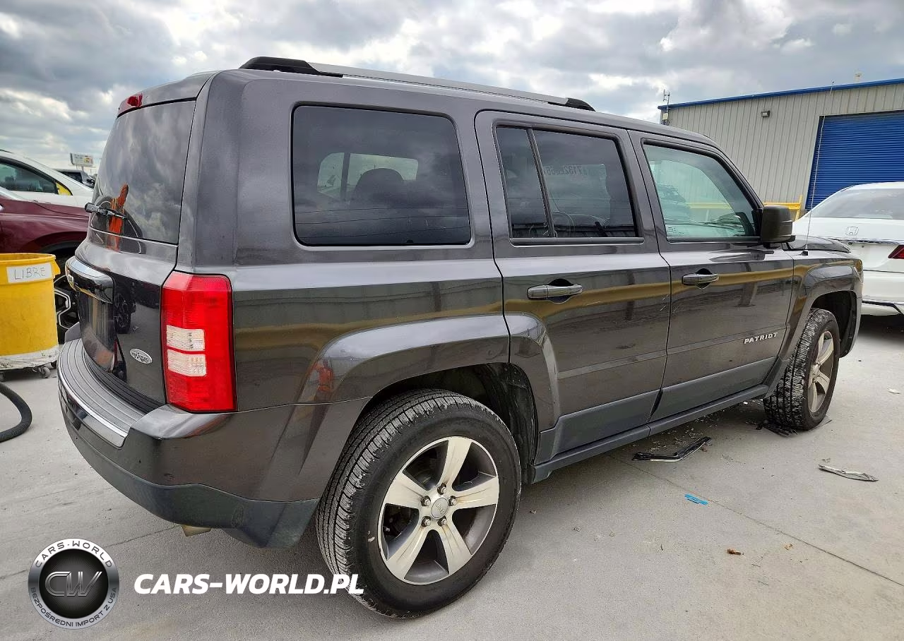 2017 Jeep Patriot Latitude VIN:1C4NJRFB2HD100606 - 3