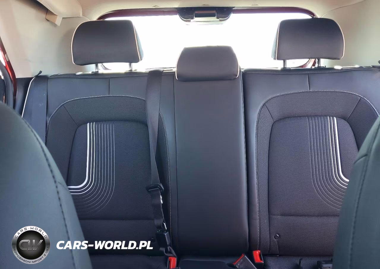 2022 Hyundai Venue Limited VIN:KMHRC8A3XNU204788 - 10