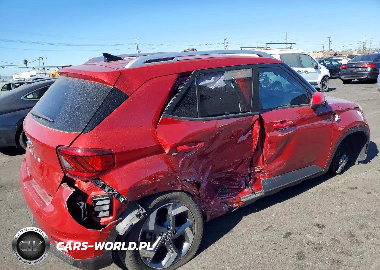 2022 Hyundai Venue Limited VIN:KMHRC8A3XNU204788 - 3