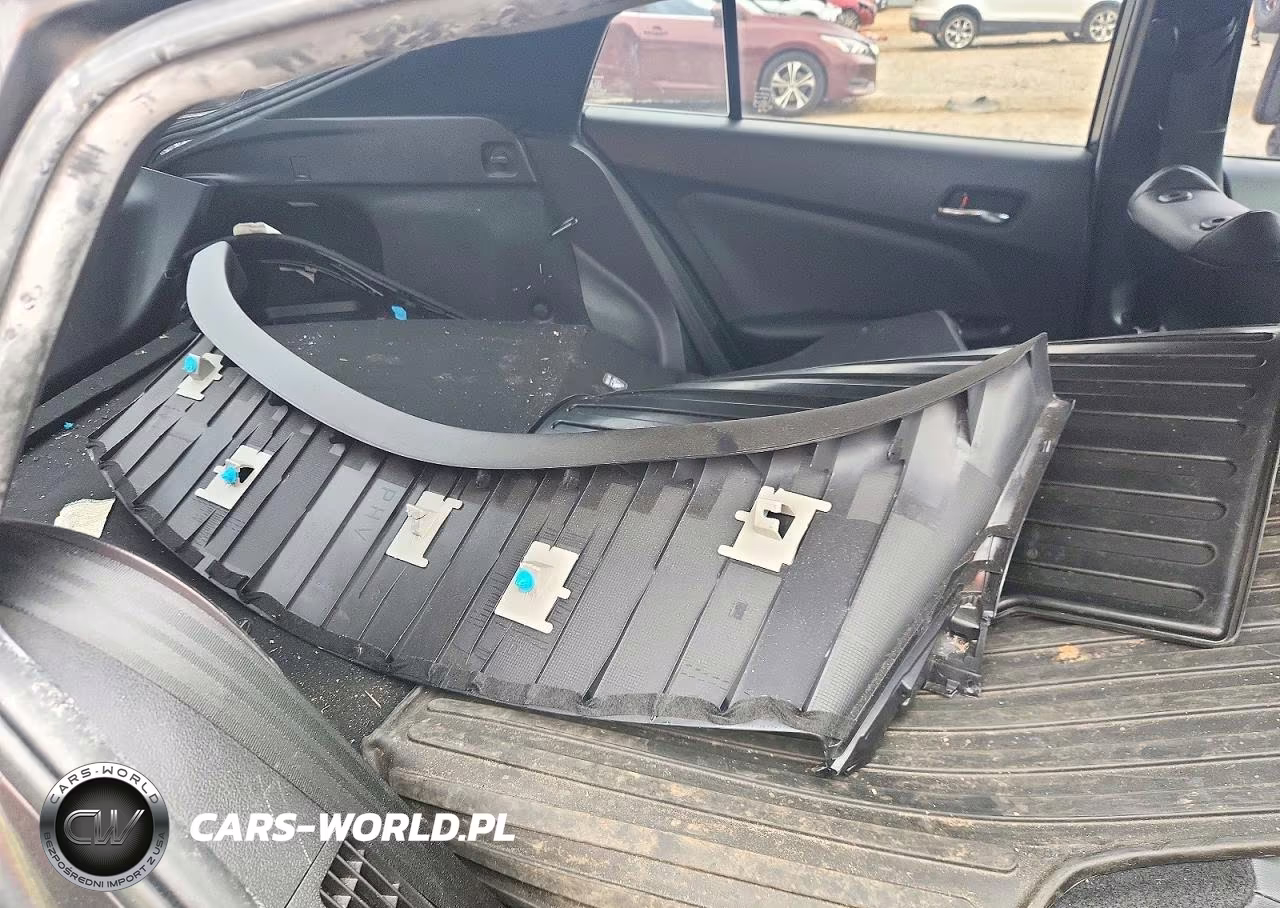 2018 Toyota Prius Prime Premium VIN:JTDKARFP0J3076753 - 12