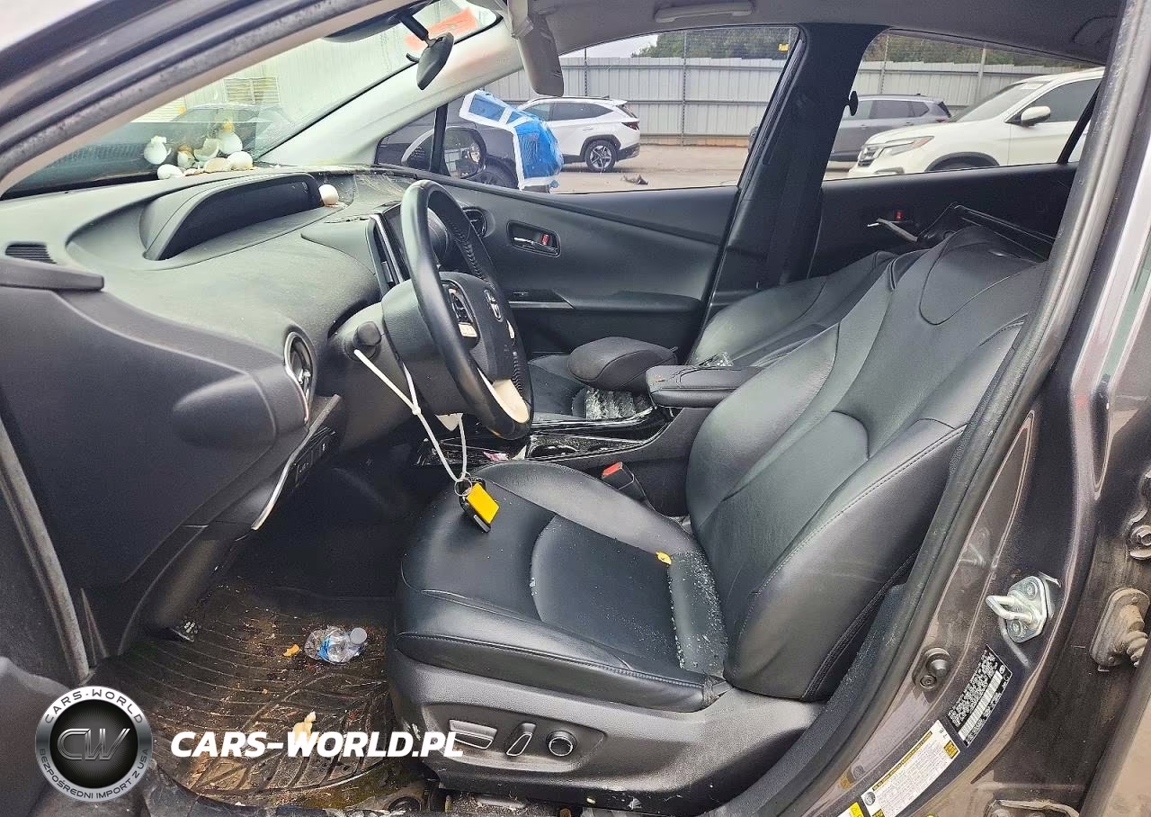2018 Toyota Prius Prime Premium VIN:JTDKARFP0J3076753 - 7