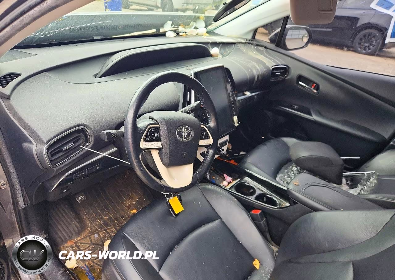 2018 Toyota Prius Prime Premium VIN:JTDKARFP0J3076753 - 9