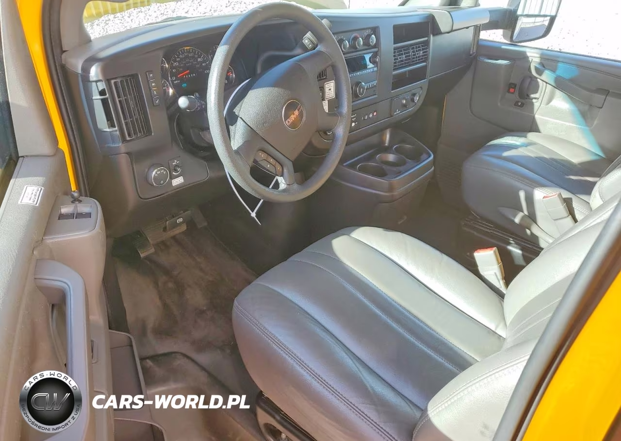2023 GMC Savana Box Truck VIN:7GZ37TC77PN001794 - 8