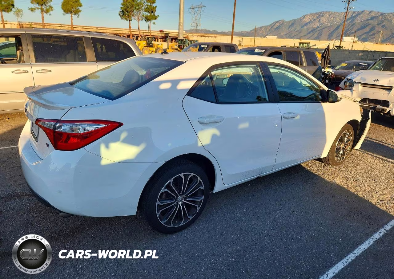2016 Toyota Corolla S Plus VIN:5YFBURHE2GP401308 - 3