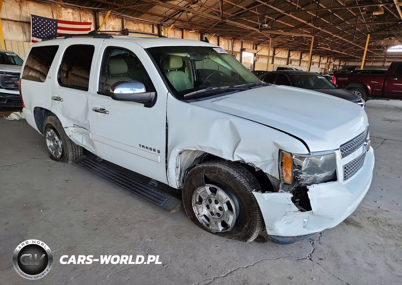 2008 Chevrolet Tahoe K1500 VIN:1GNFK13068R267731 - 4