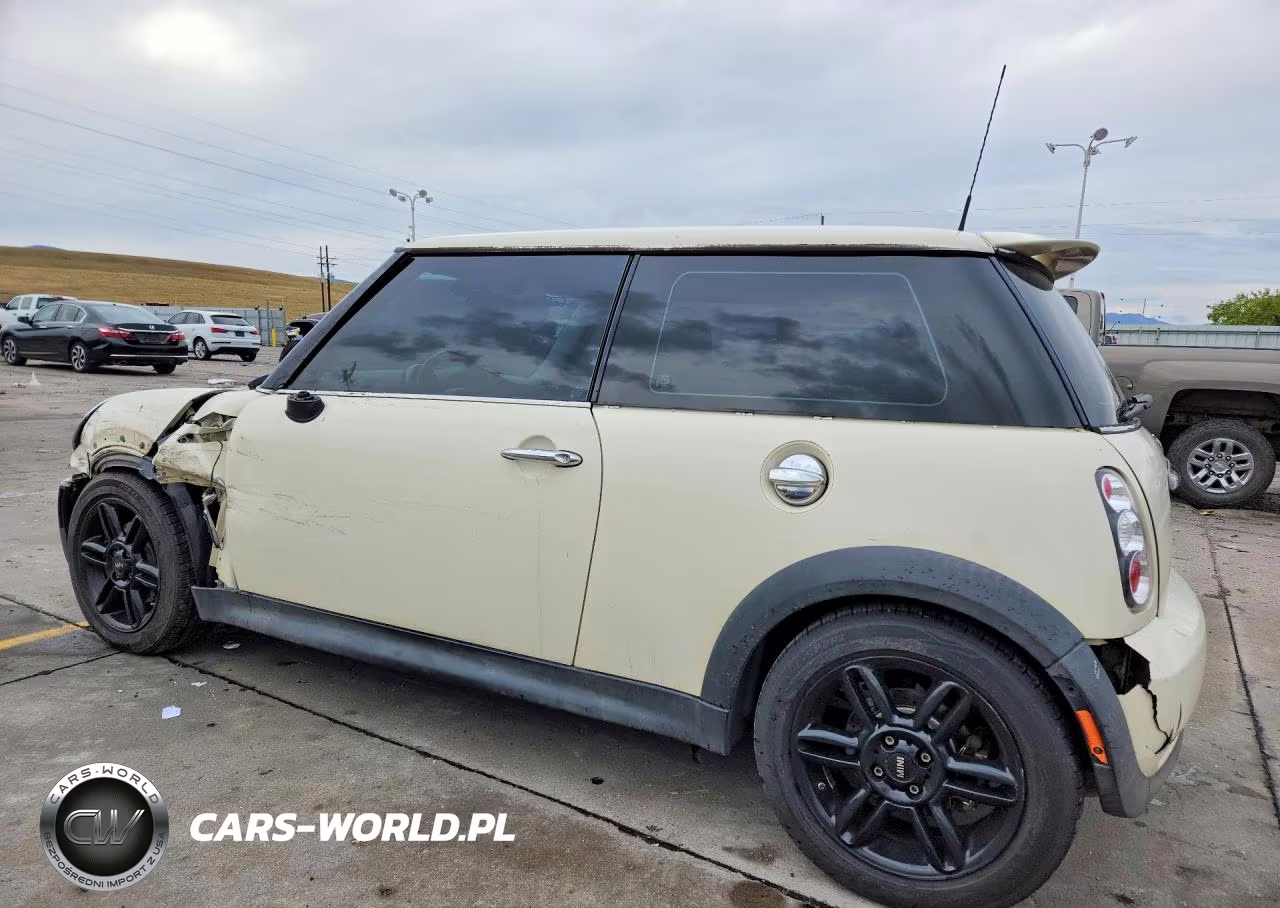 2004 Mini Cooper S VIN:WMWRE33434TD87754 - 2