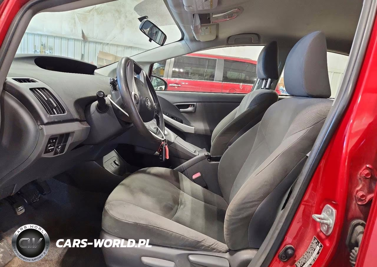 2011 Toyota Prius Two VIN:JTDKN3DUXB0316470 - 7