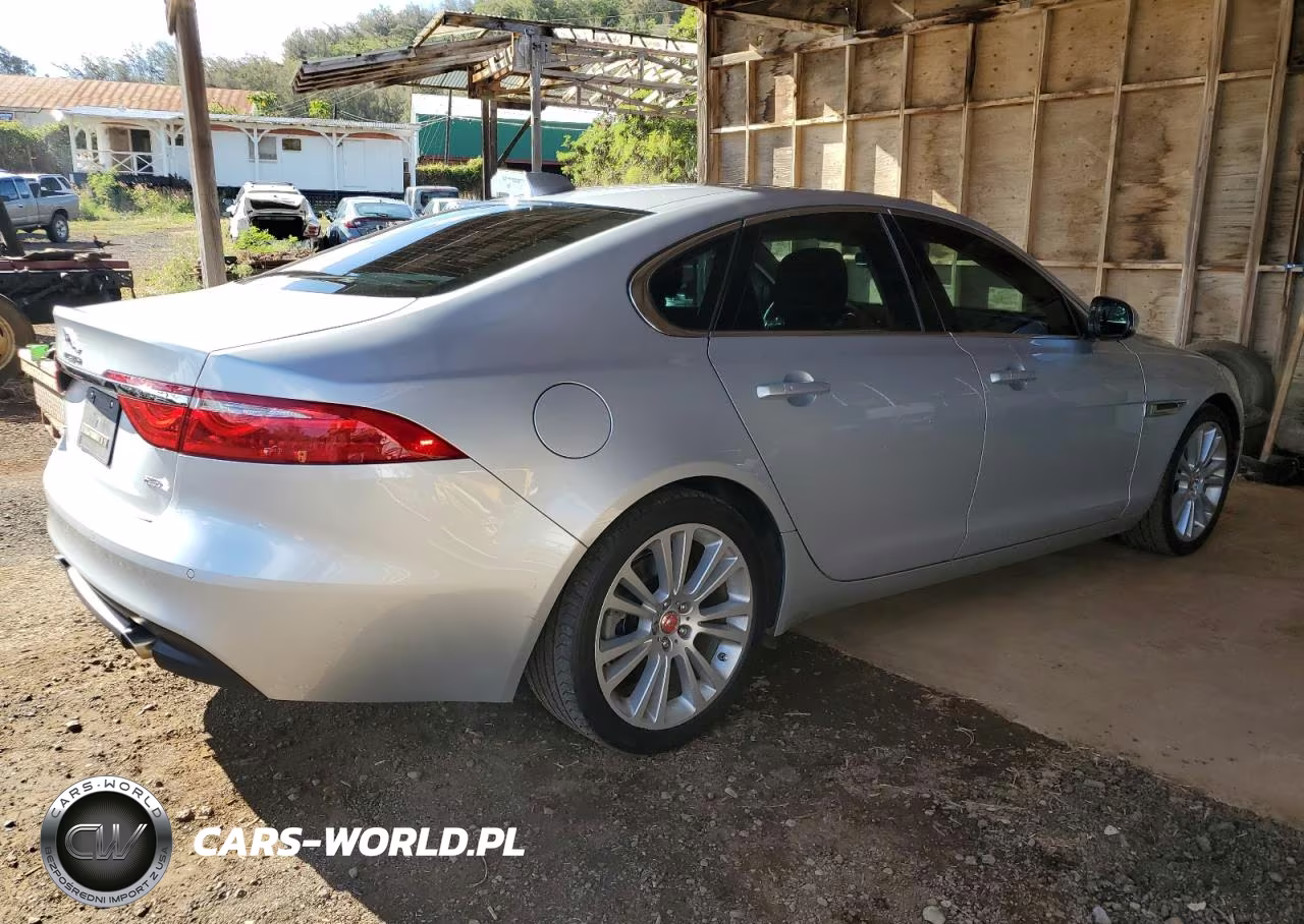 2019 Jaguar Xf Prestige VIN:SAJBE4FXXKCY81203 - 3