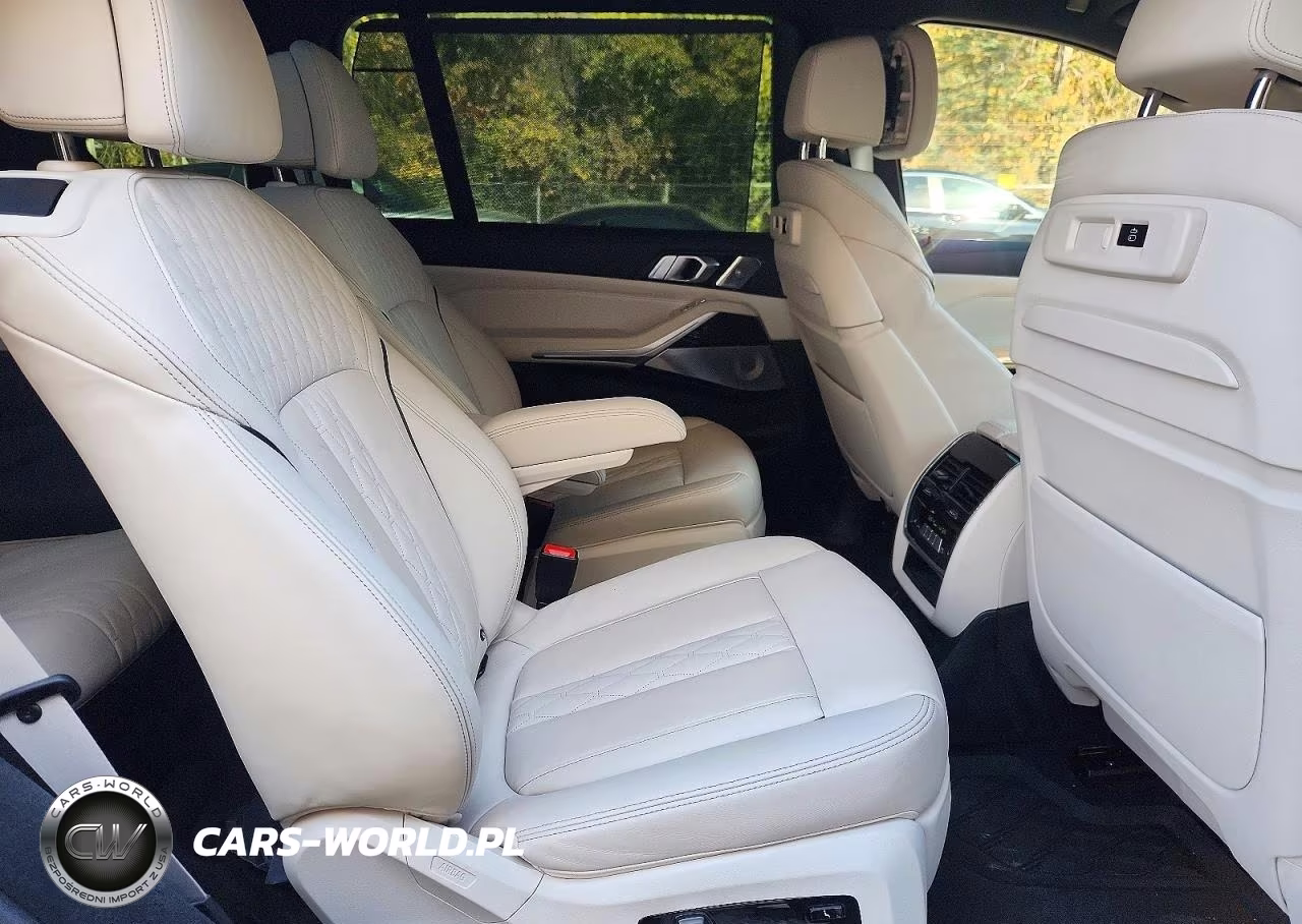 2021 BMW X7 M50I VIN:5UXCX6C00M9H52873 - 11