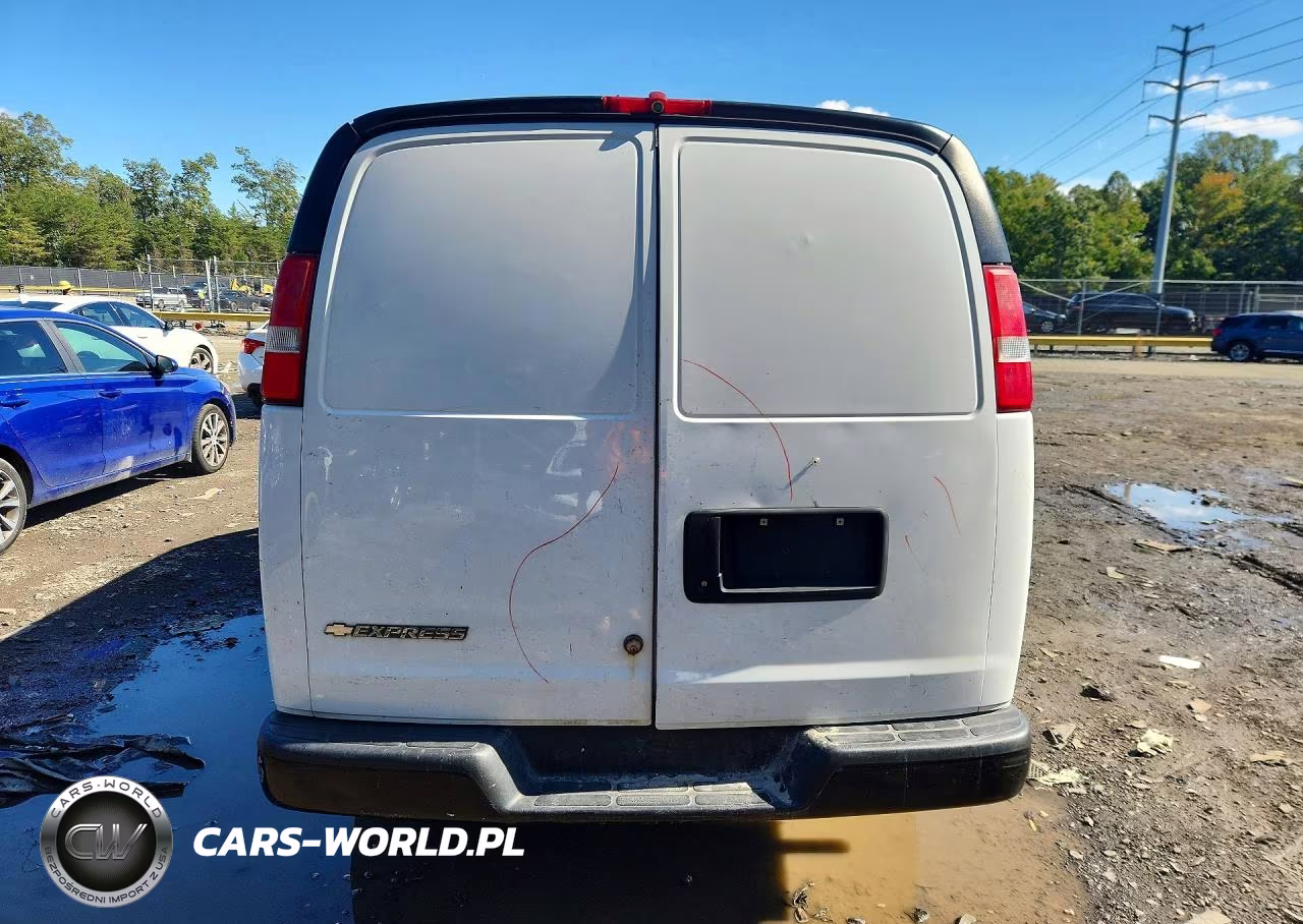 2017 Chevrolet Express G3500 VIN:1GCZGGFF9H1190944 - 6