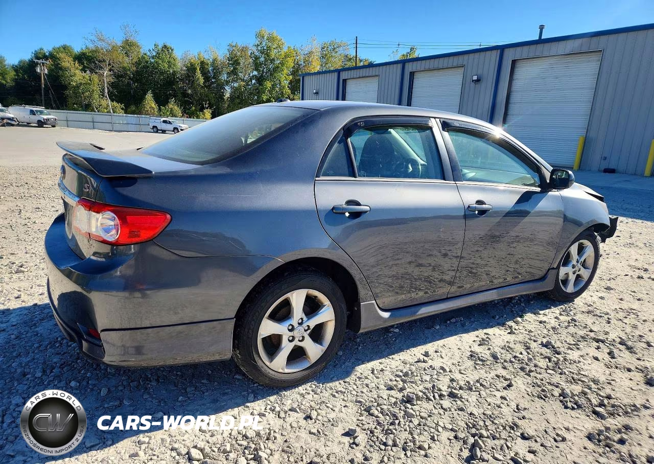 2012 Toyota Corolla S VIN:2T1BU4EE3CC838204 - 3